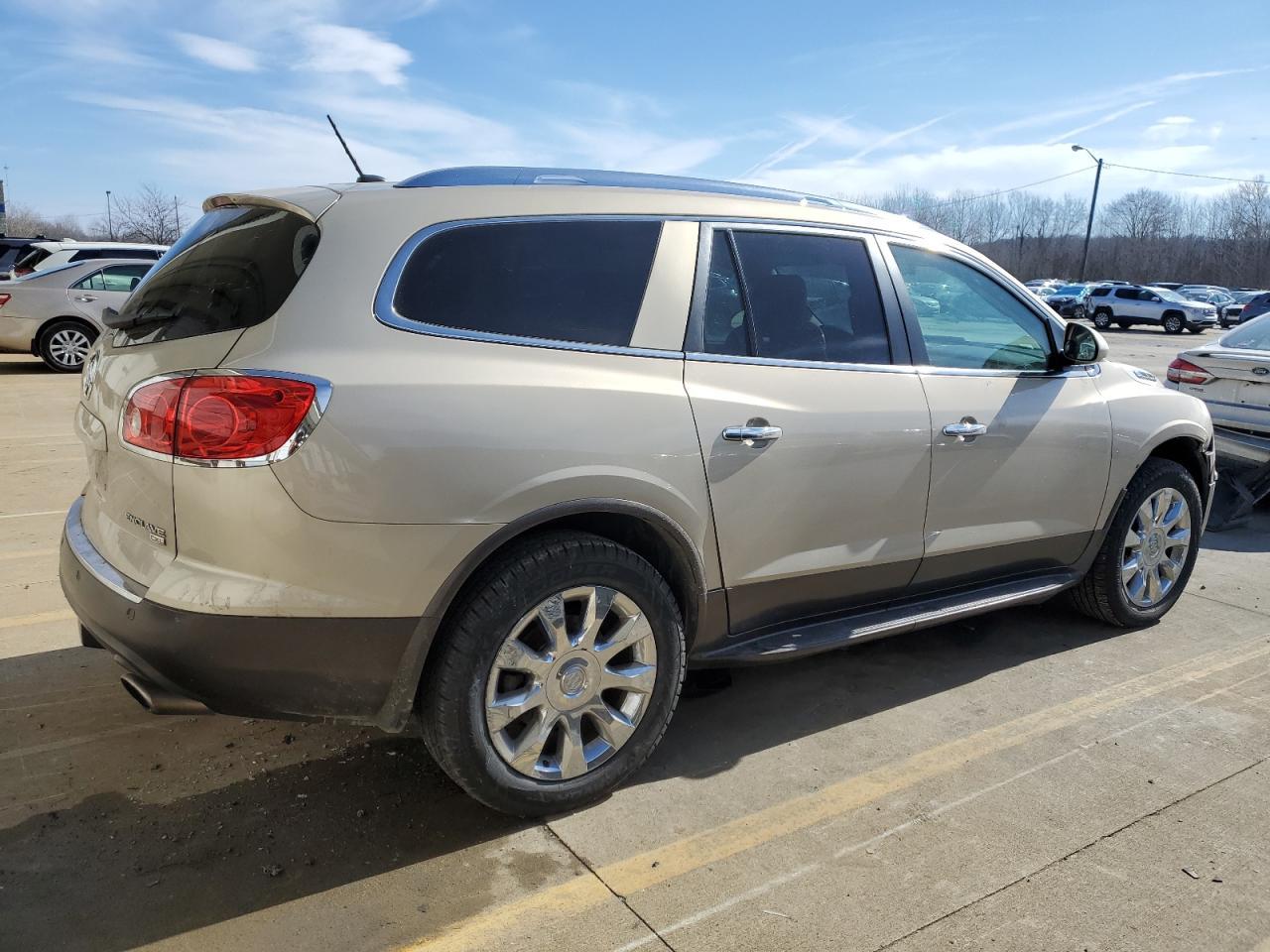 2011 BUICK ENCLAVE CX - Image 3