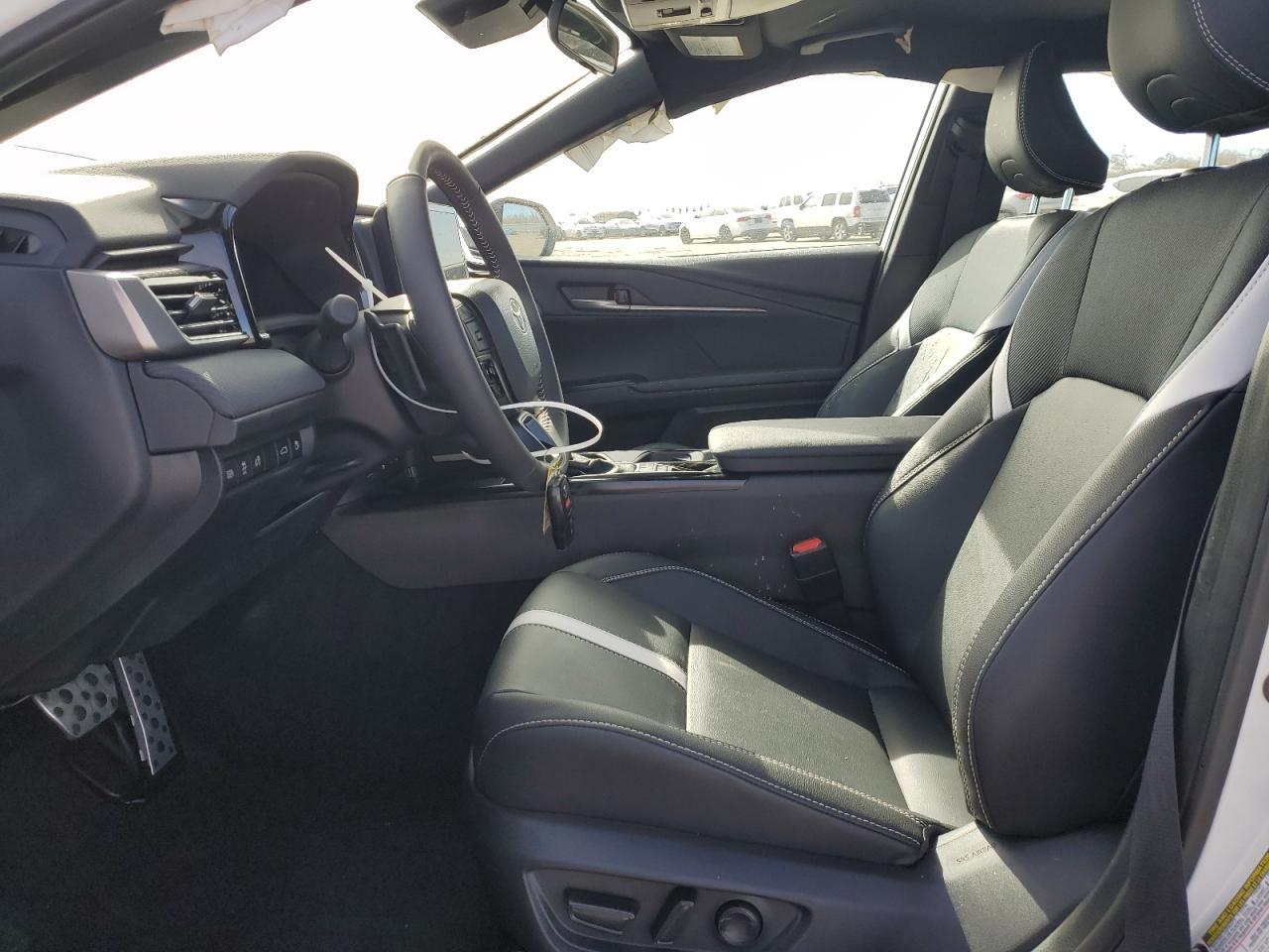 2025 TOYOTA CAMRY XSE - Фото 7