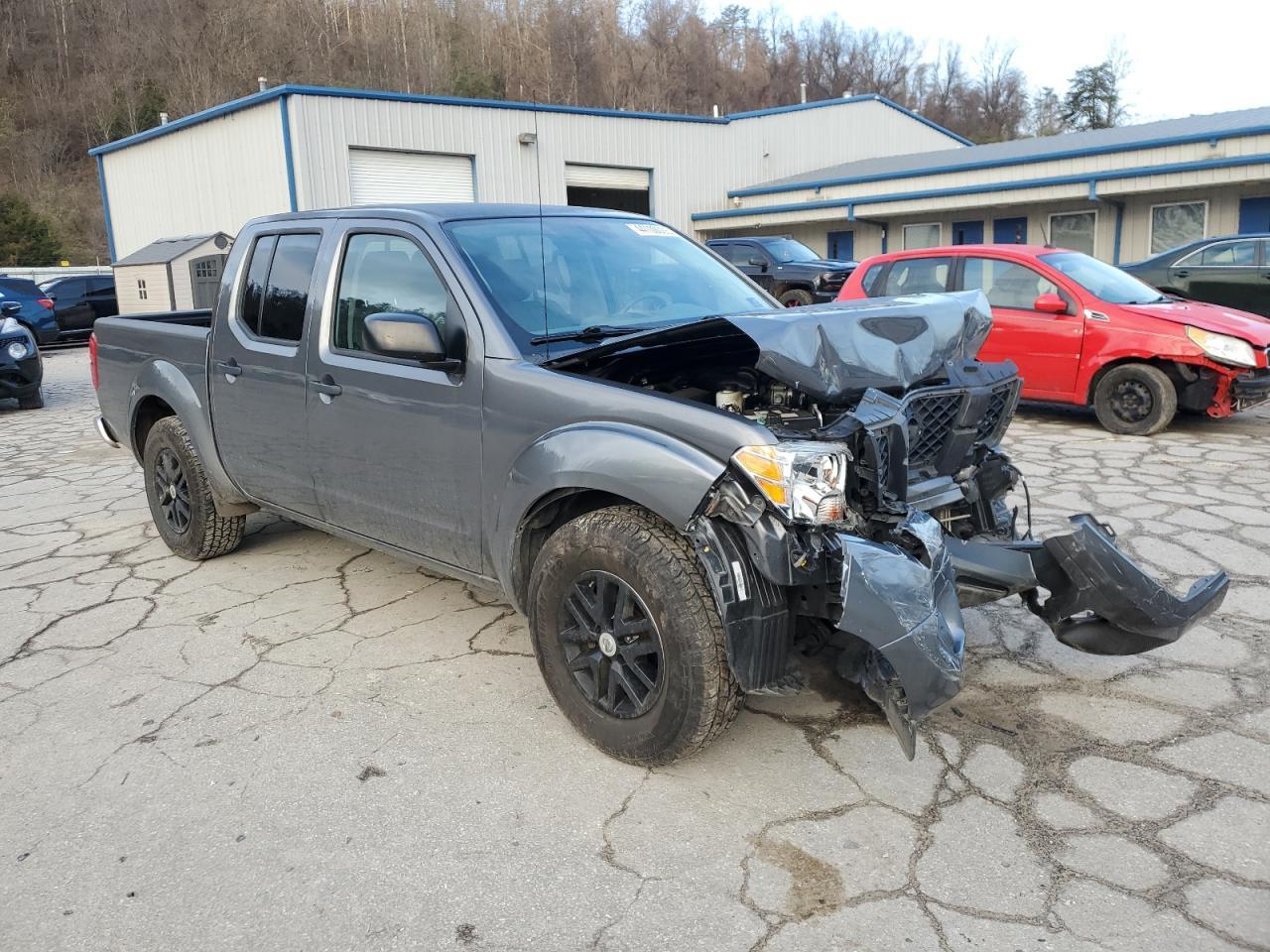 2019 NISSAN FRONTIER S - Фото 4