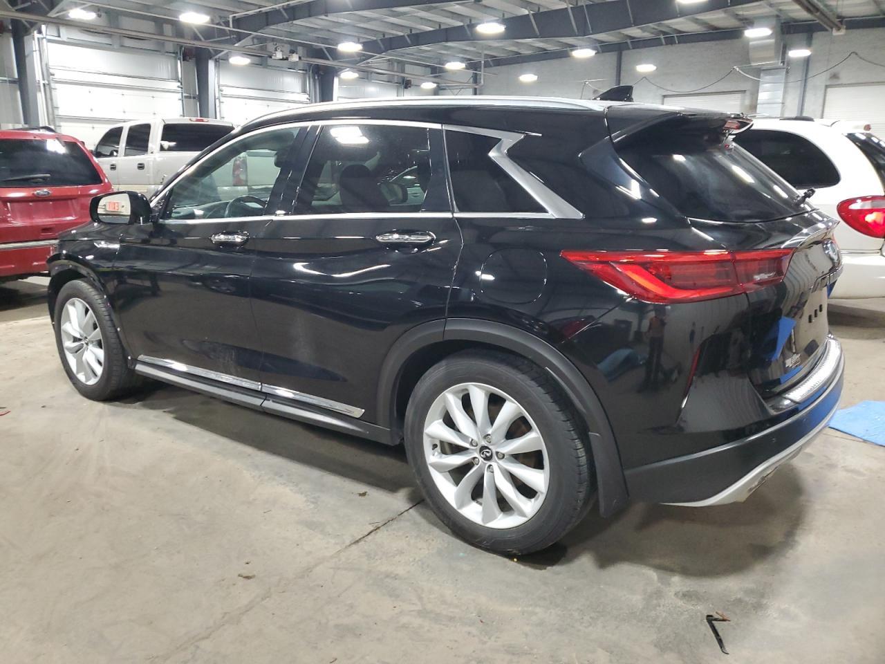 2019 INFINITI QX50 ESSEN - Image 2