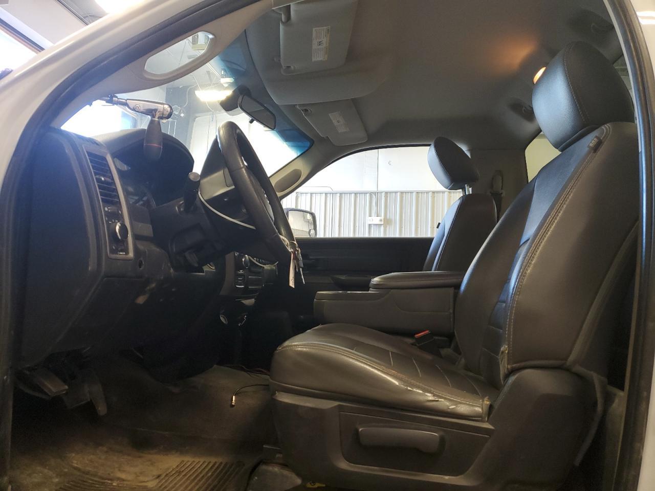 2015 RAM 1500 ST - Image 7