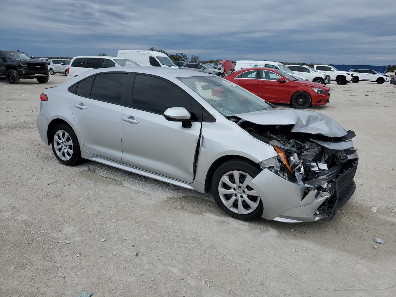 2022 TOYOTA COROLLA LE - Image 4