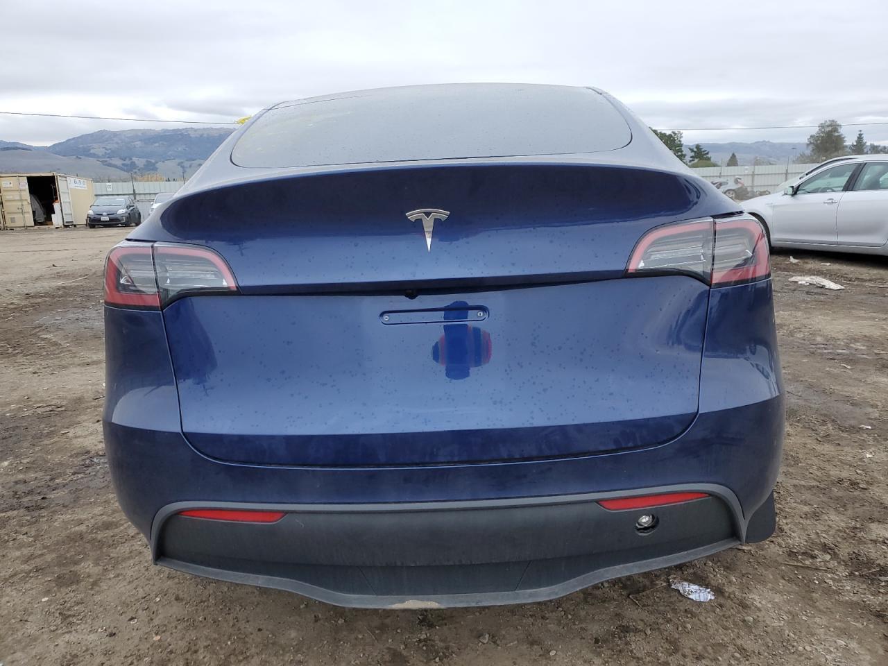 2024 TESLA MODEL Y - Image 6