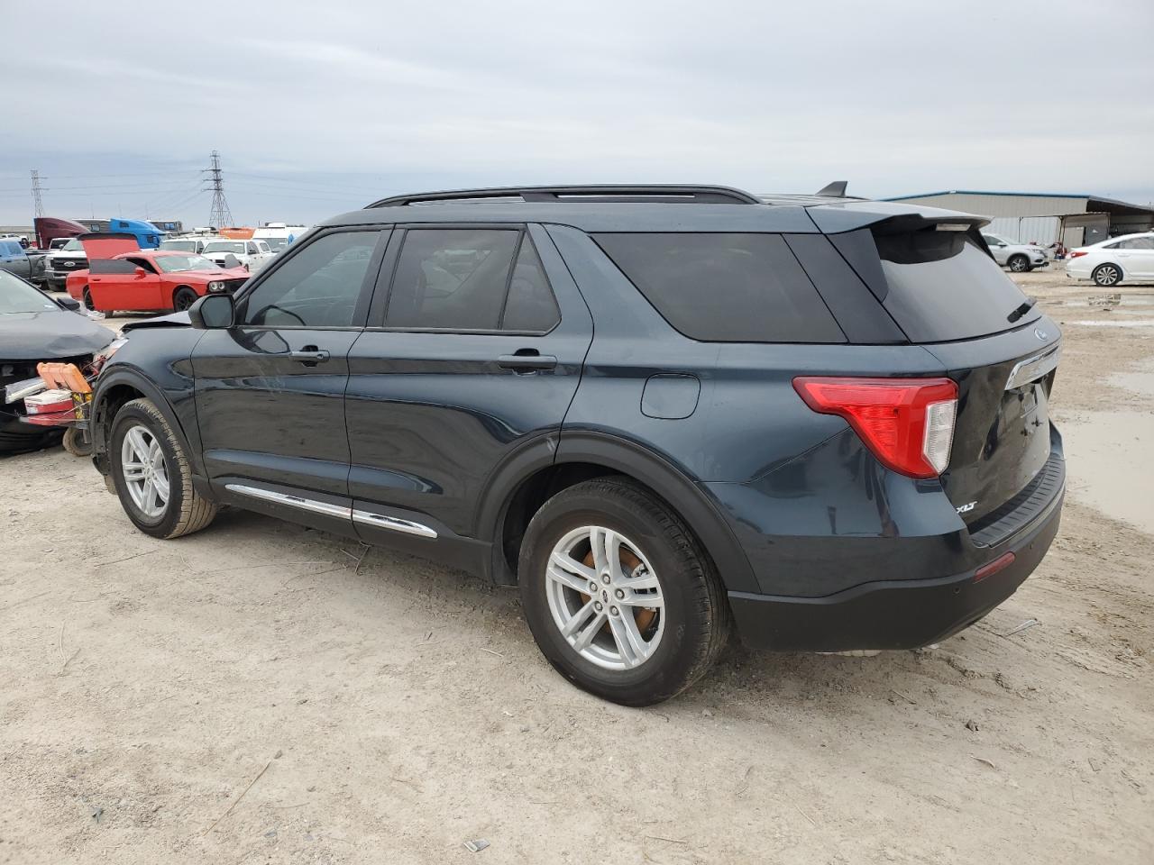 2023 FORD EXPLORER X - Фото 2