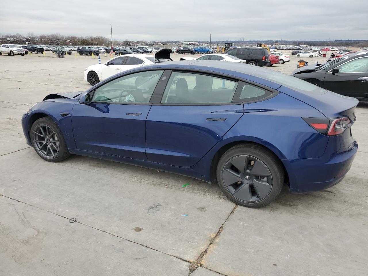 2023 TESLA MODEL 3 - Image 2