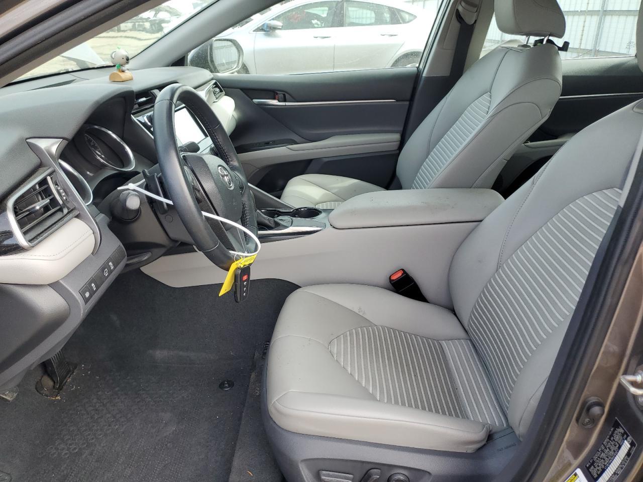 2019 TOYOTA CAMRY L - Image 7