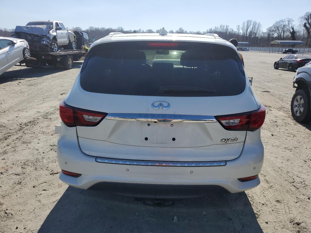 2017 INFINITI QX60 - Image 6