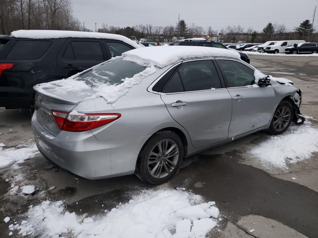 2017 TOYOTA CAMRY LE - Image 3