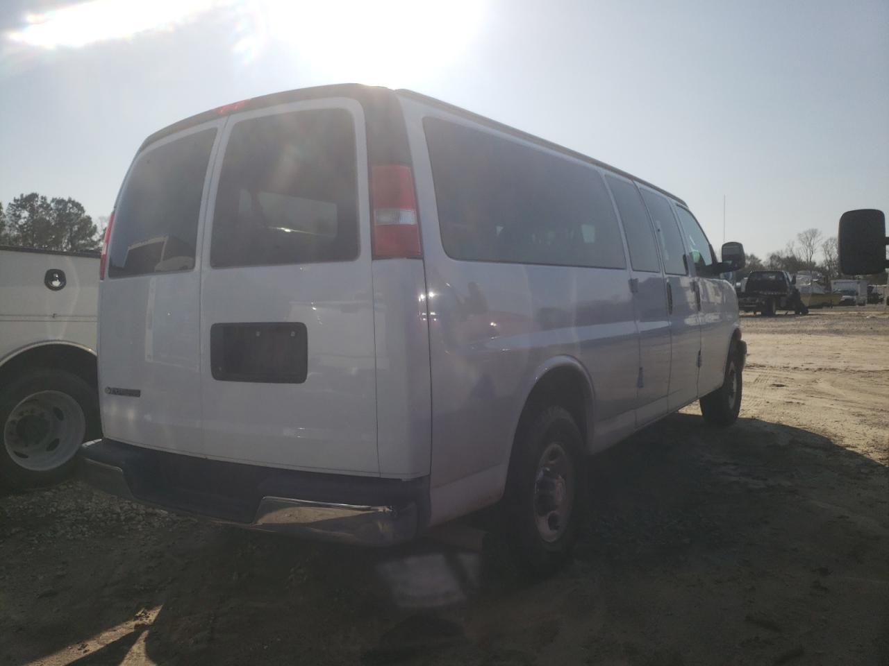 2017 CHEVROLET EXPRESS G3 - Фото 3