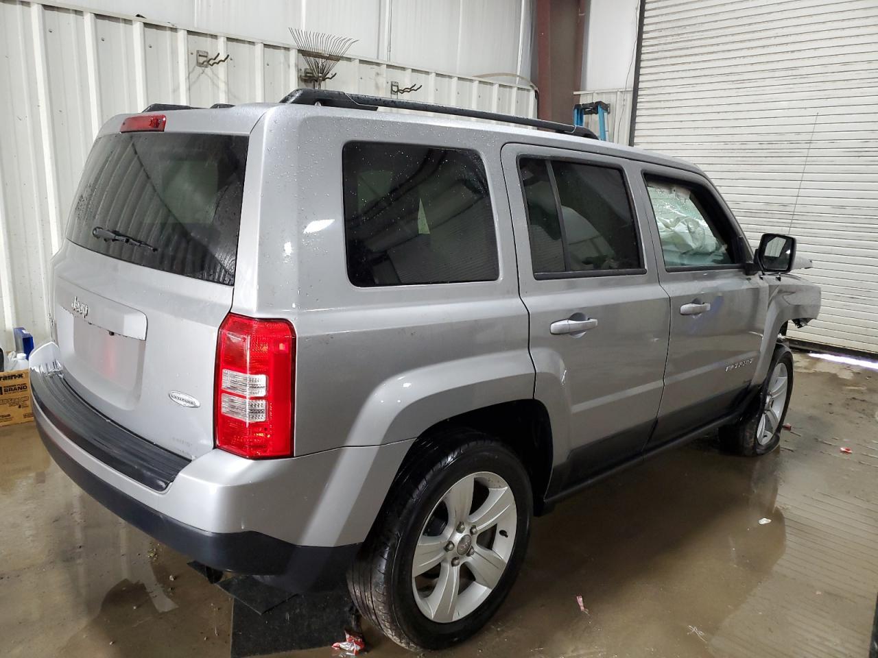 2015 JEEP PATRIOT LA - Фото 3