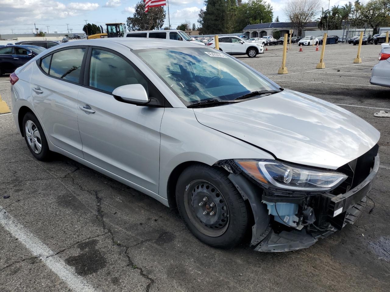 2017 HYUNDAI ELANTRA SE - Image 4