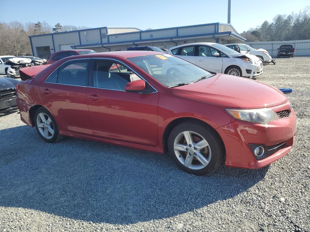 2014 TOYOTA CAMRY L - Фото 4