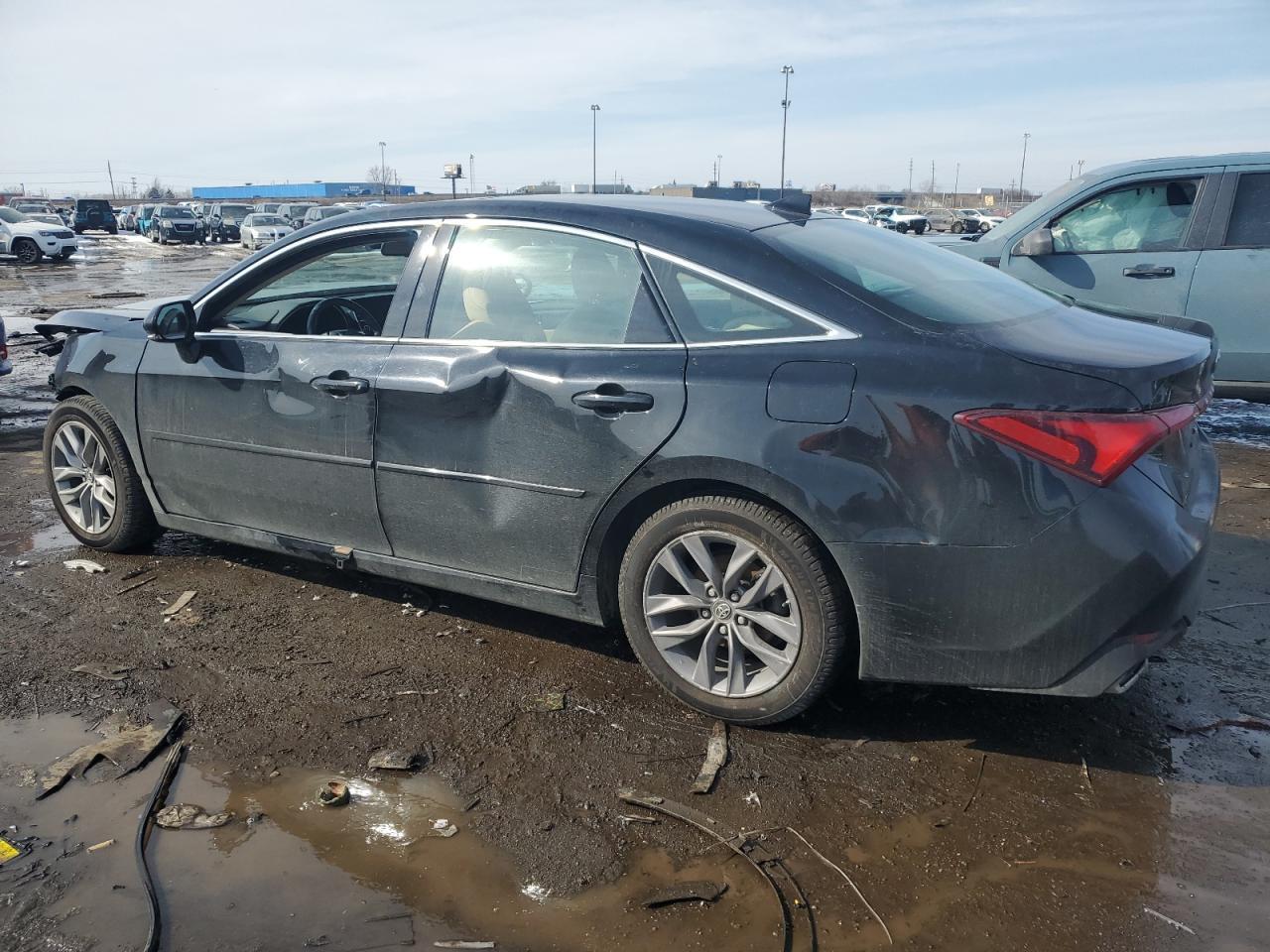2019 TOYOTA AVALON XLE - Фото 2