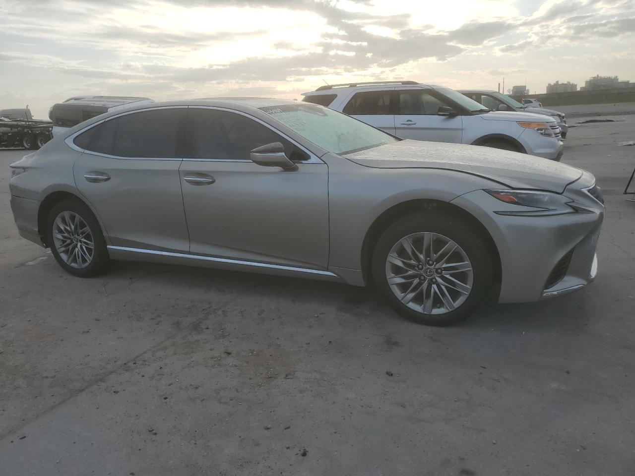 2018 LEXUS LS 500 BAS - Image 4