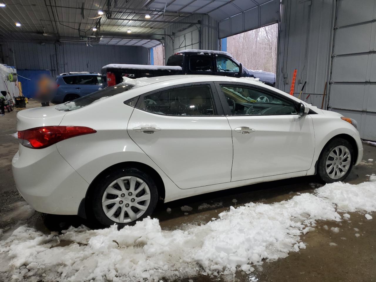 2013 HYUNDAI ELANTRA GL - Image 3
