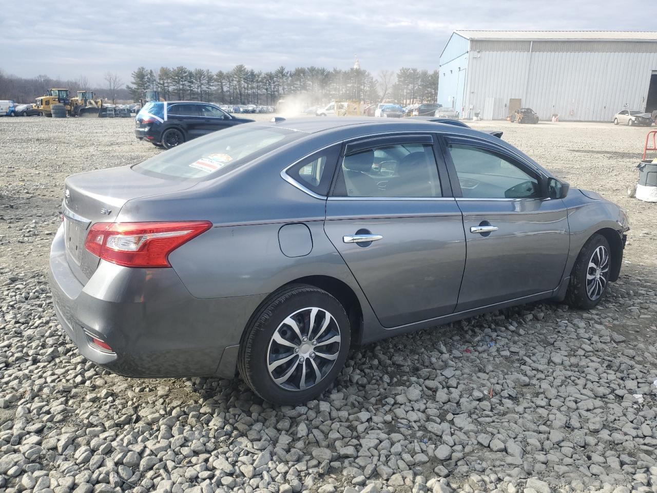 2017 NISSAN SENTRA S - Фото 3