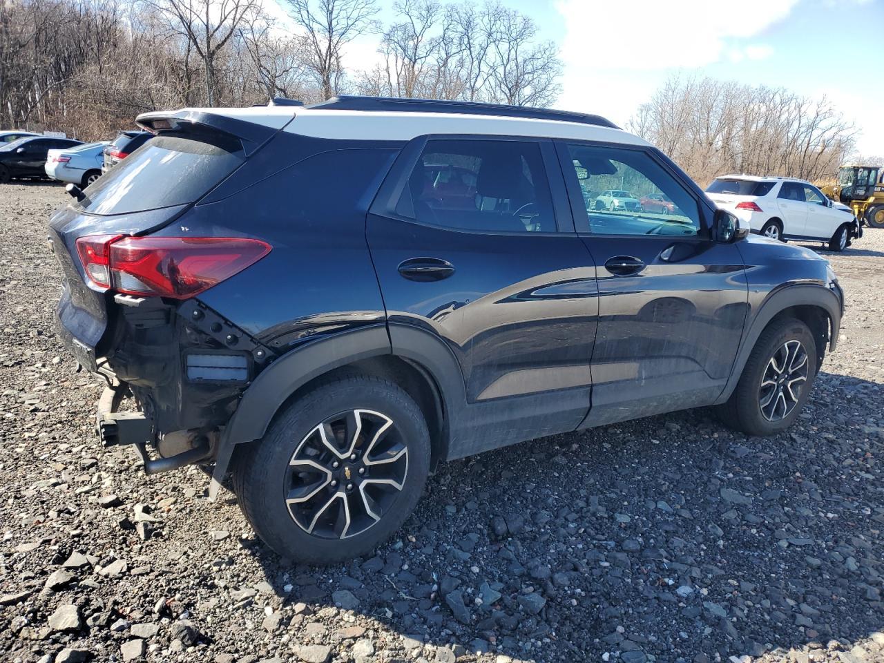 2021 CHEVROLET TRAILBLAZE - Image 3