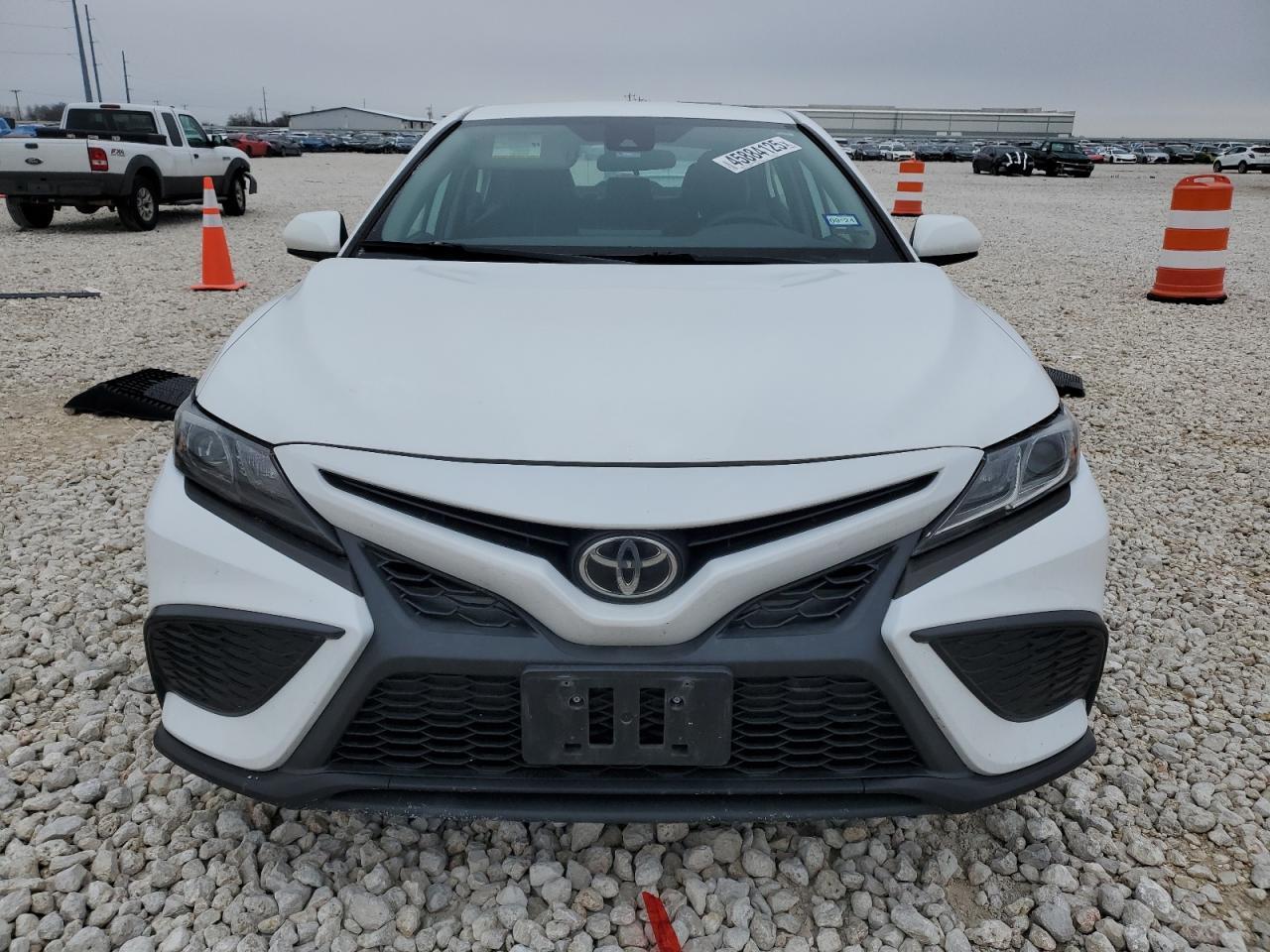 2021 TOYOTA CAMRY SE - Фото 5
