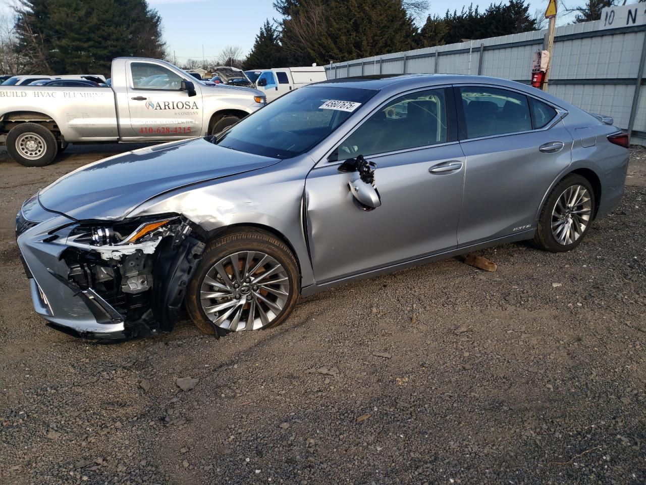 2022 LEXUS ES 300H BA
