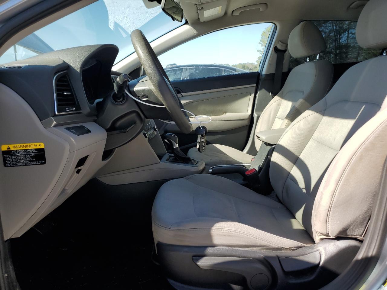 2017 HYUNDAI ELANTRA SE - Image 7