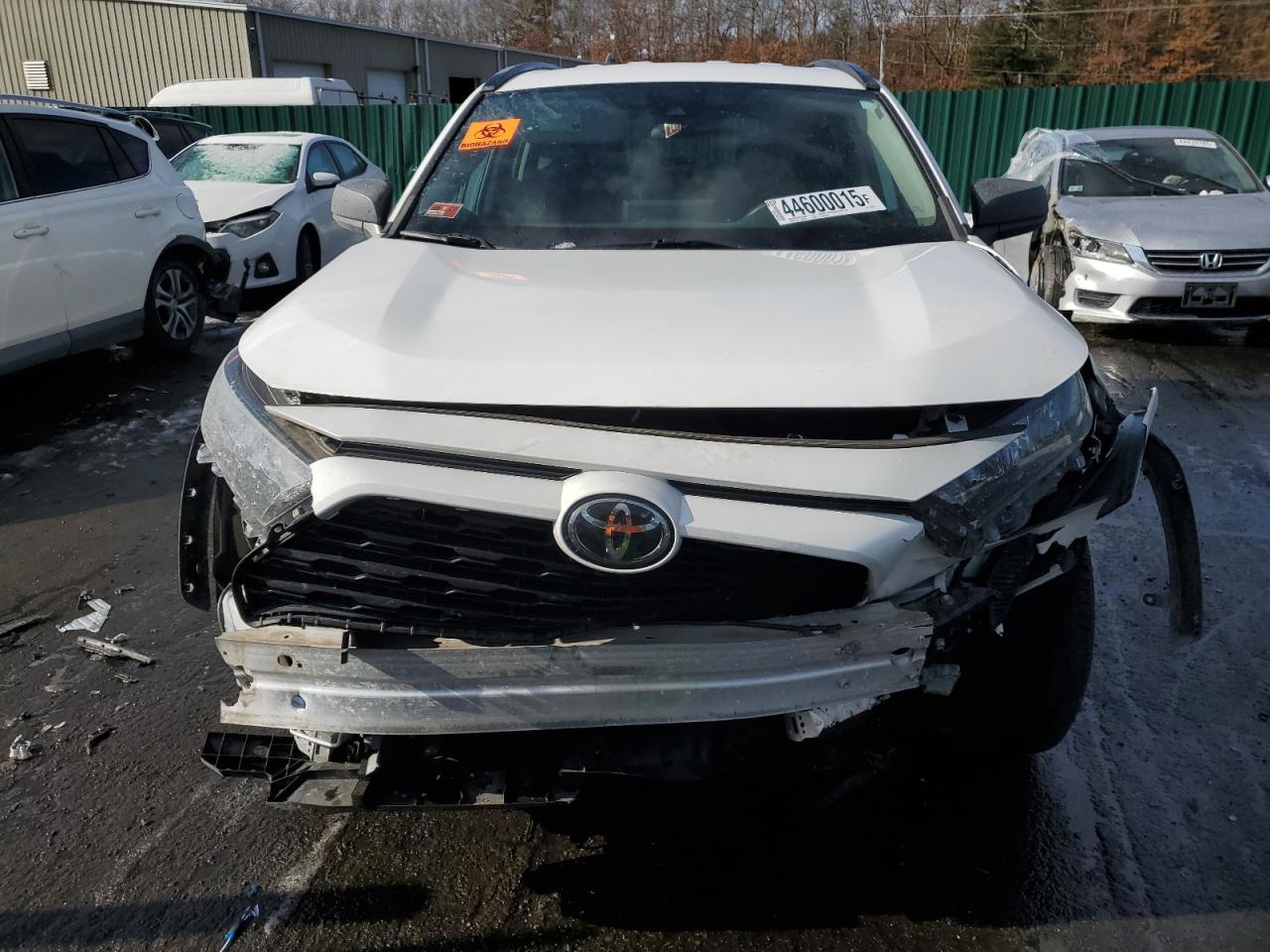 2021 TOYOTA RAV4 LE - Фото 5