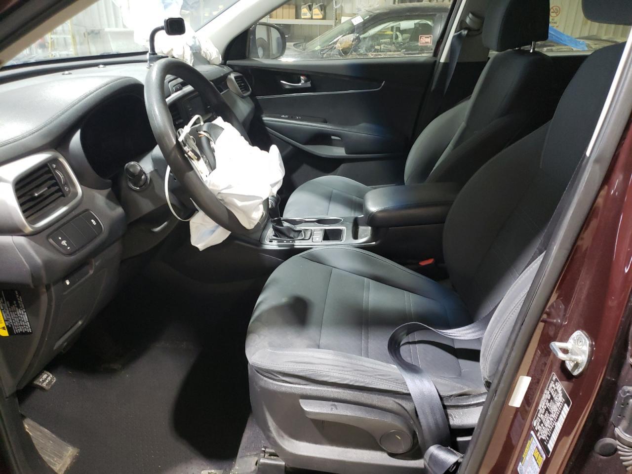 2017 KIA SORENTO LX - Фото 7