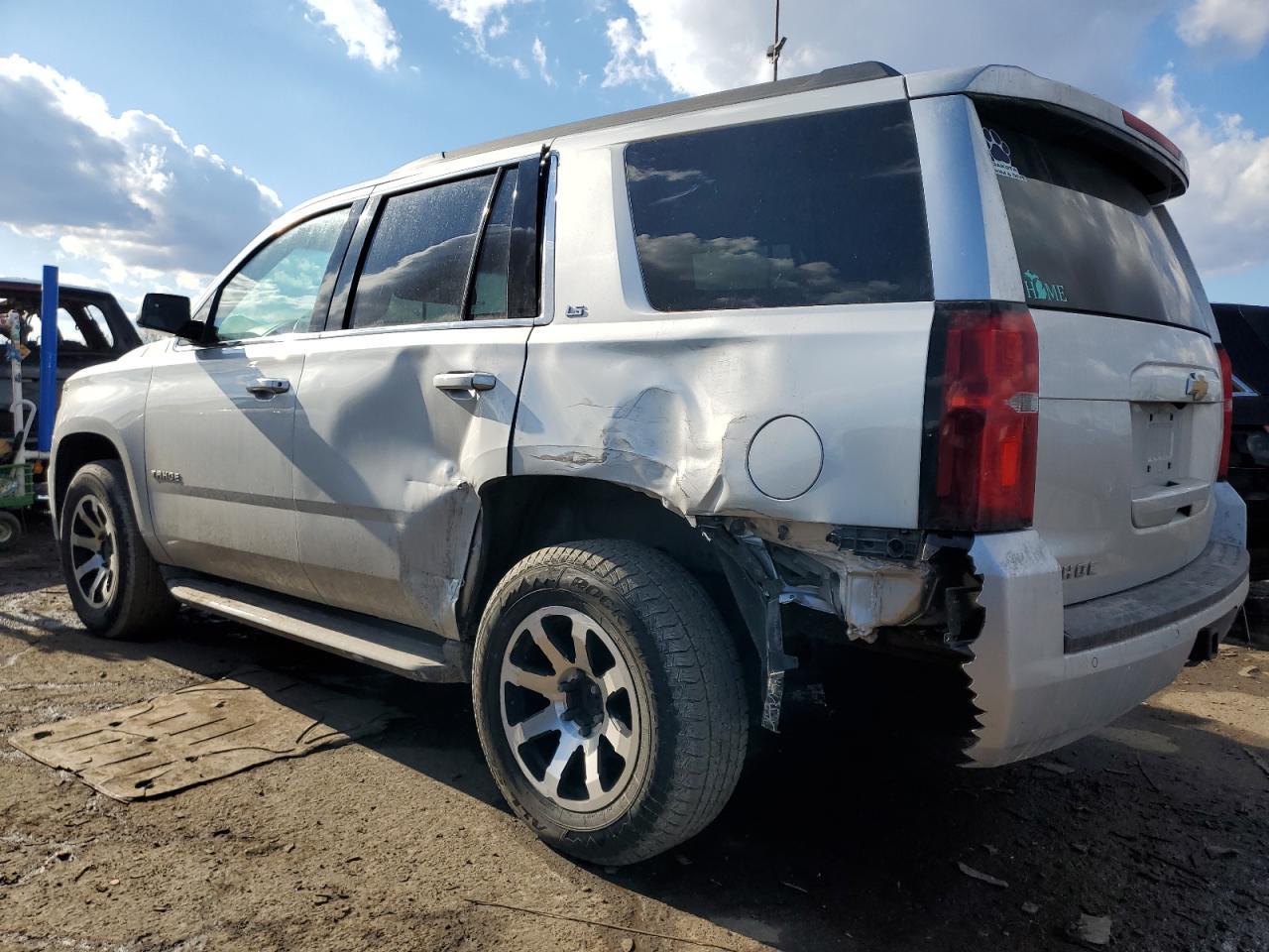 2015 CHEVROLET TAHOE K150 - Фото 2
