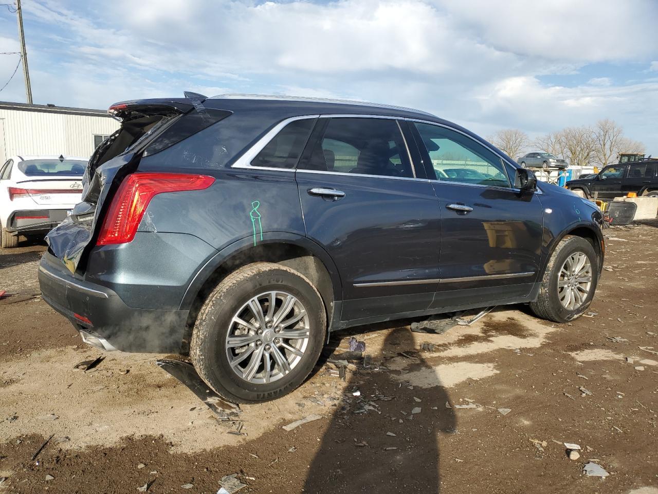 2019 CADILLAC XT5 LUXURY - Фото 3