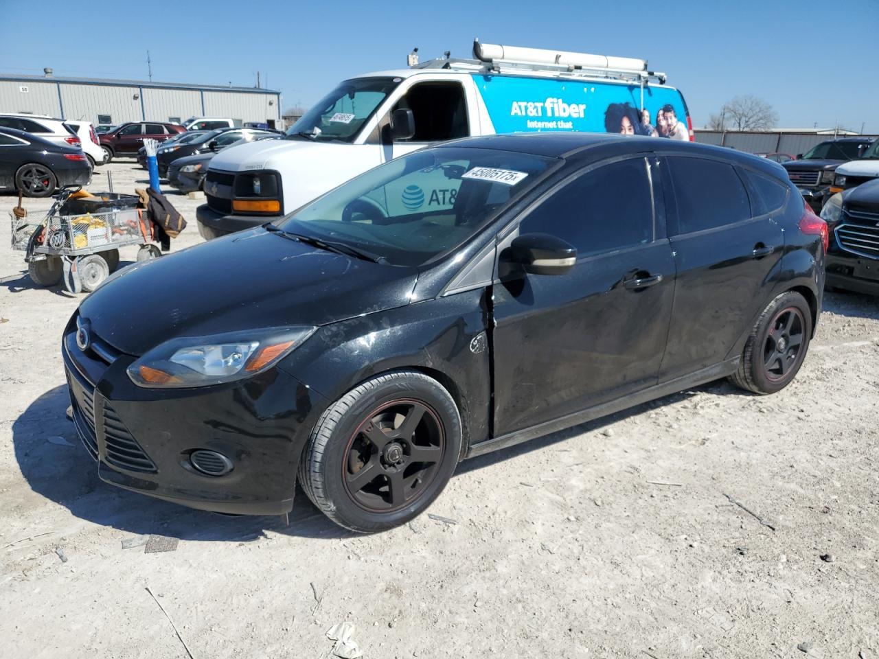 2014 FORD FOCUS SE