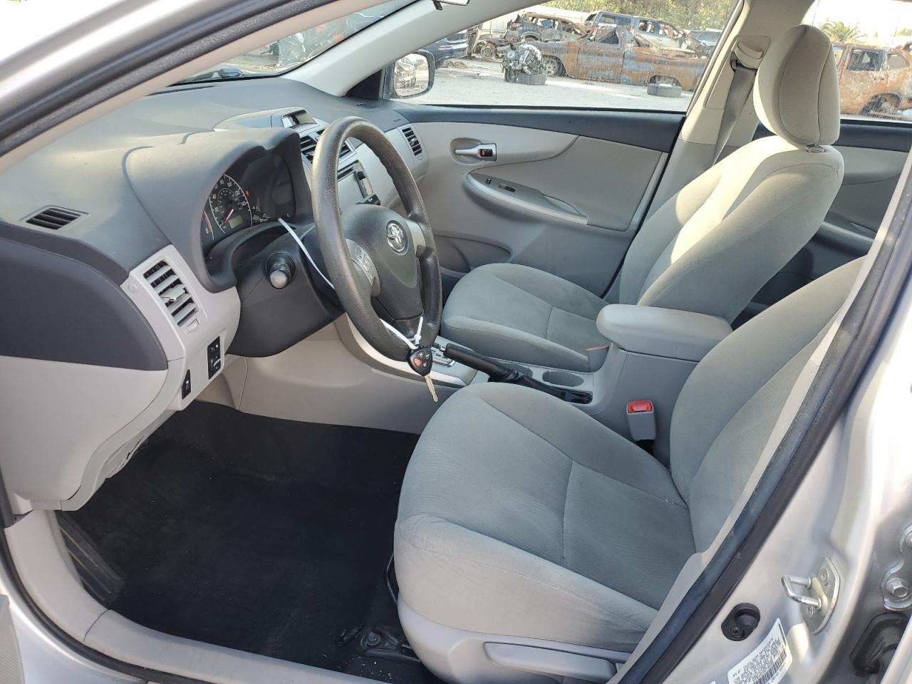 2013 TOYOTA COROLLA BA - Фото 7
