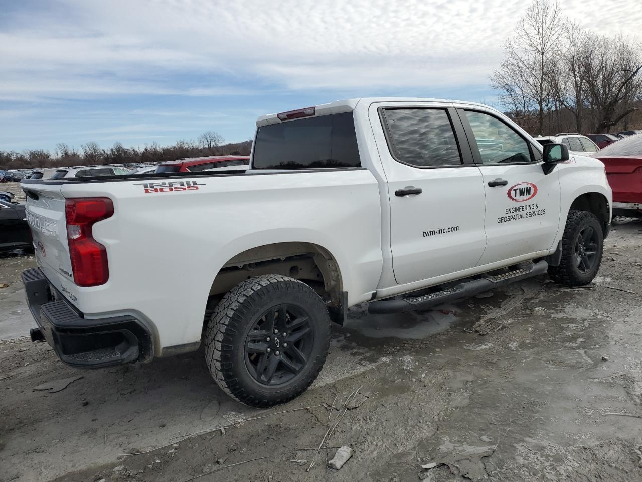 2023 CHEVROLET SILVERADO - Фото 3