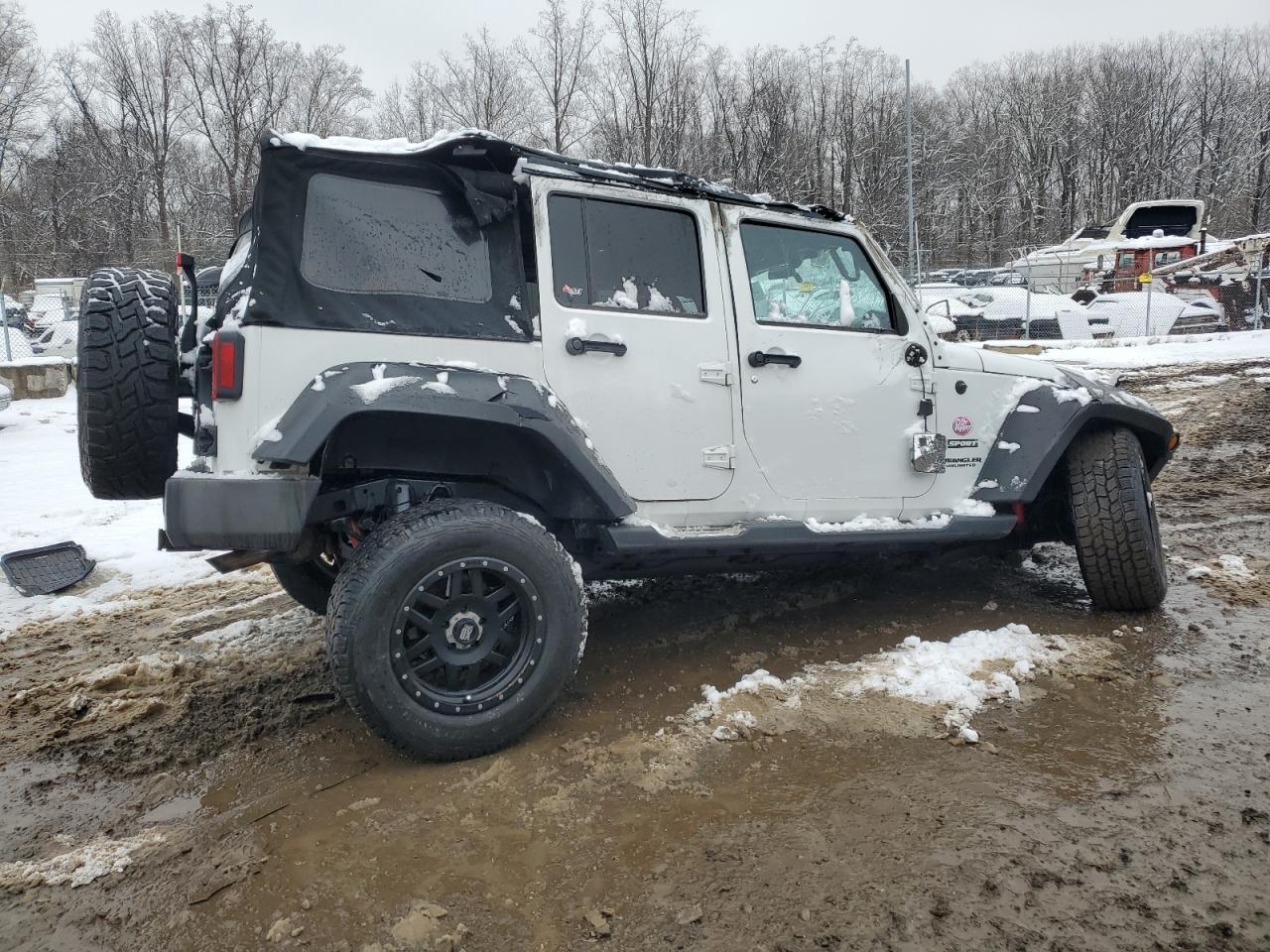 2012 JEEP WRANGLER U - Image 3