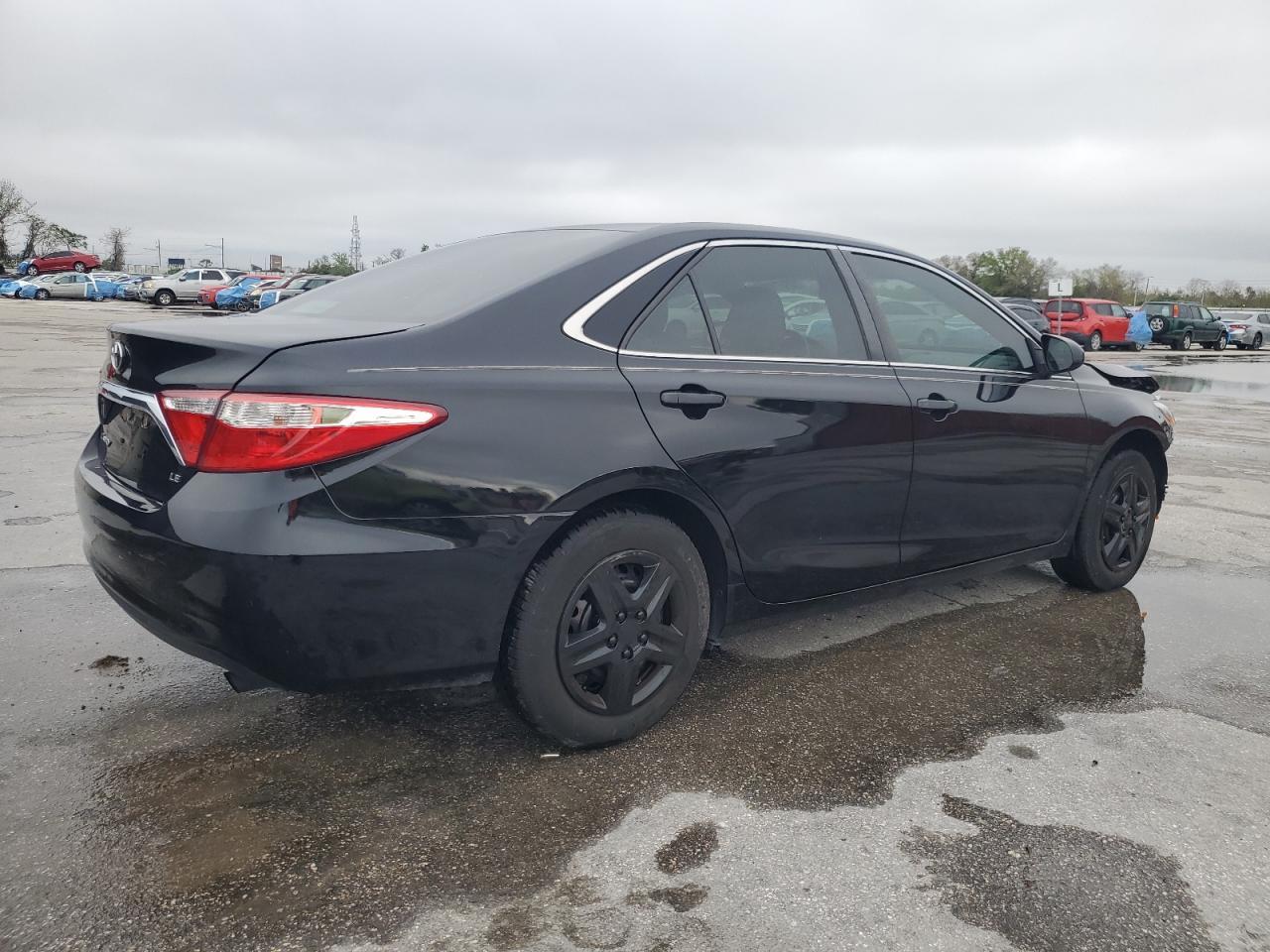 2017 TOYOTA CAMRY LE - Фото 3