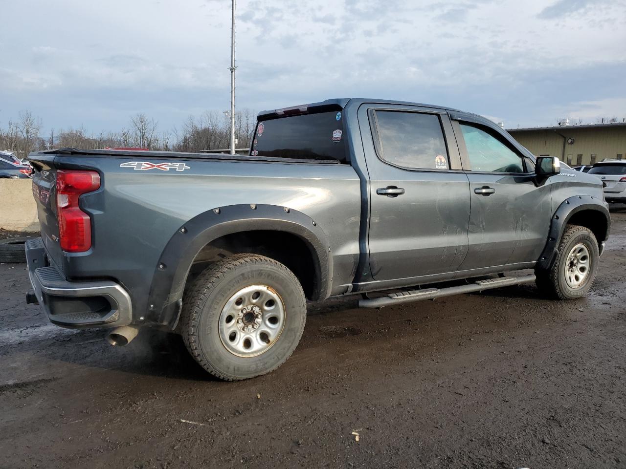 2021 CHEVROLET SILVERADO - Image 3
