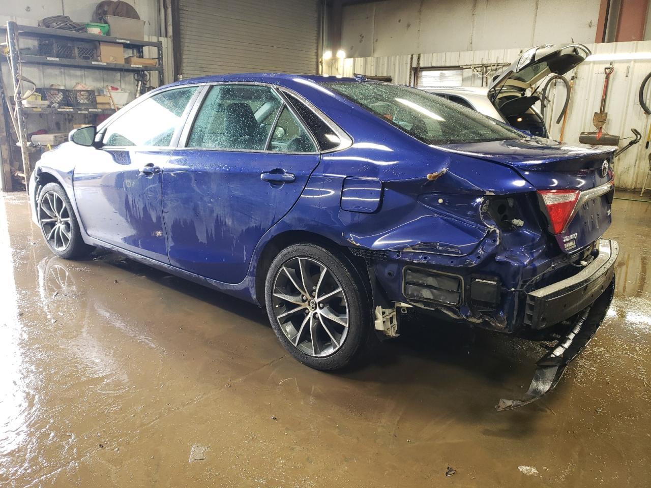 2015 TOYOTA CAMRY LE - Фото 2