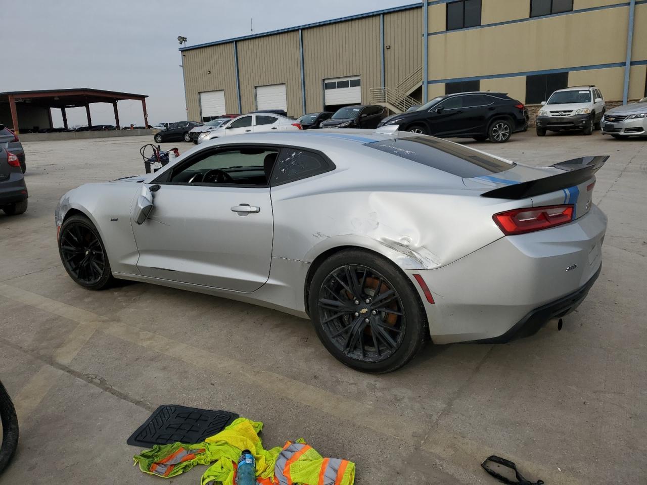 2016 CHEVROLET CAMARO SS - Image 2