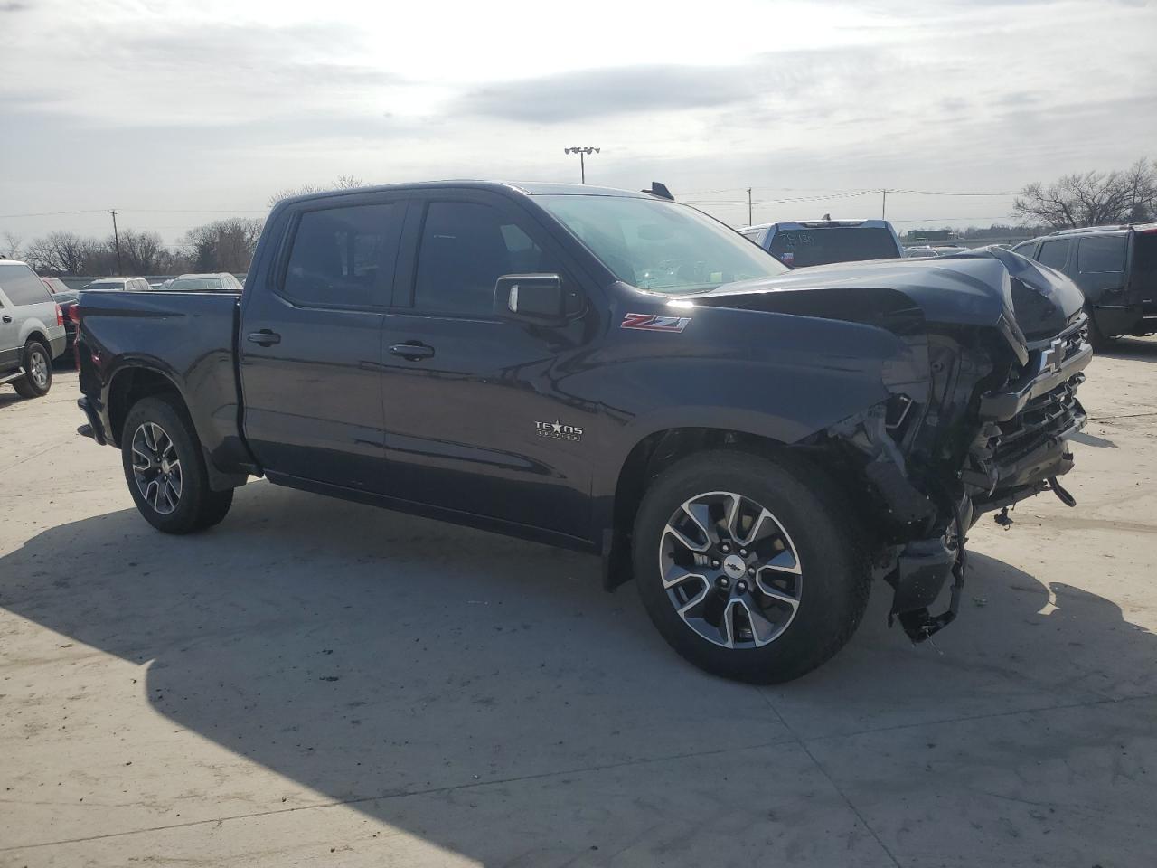 2024 CHEVROLET SILVERADO - Image 4