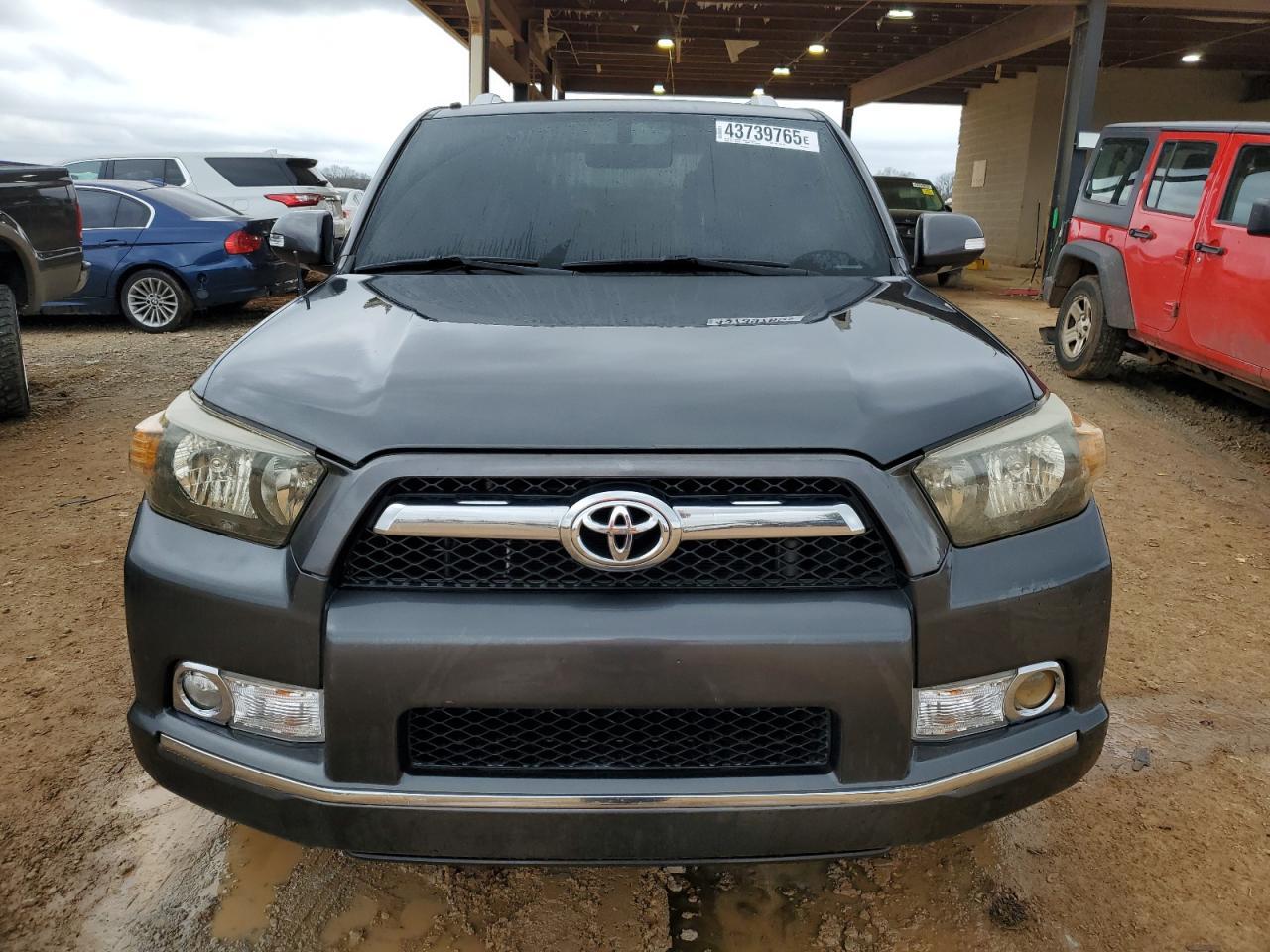 2011 TOYOTA 4RUNNER SR - Image 5