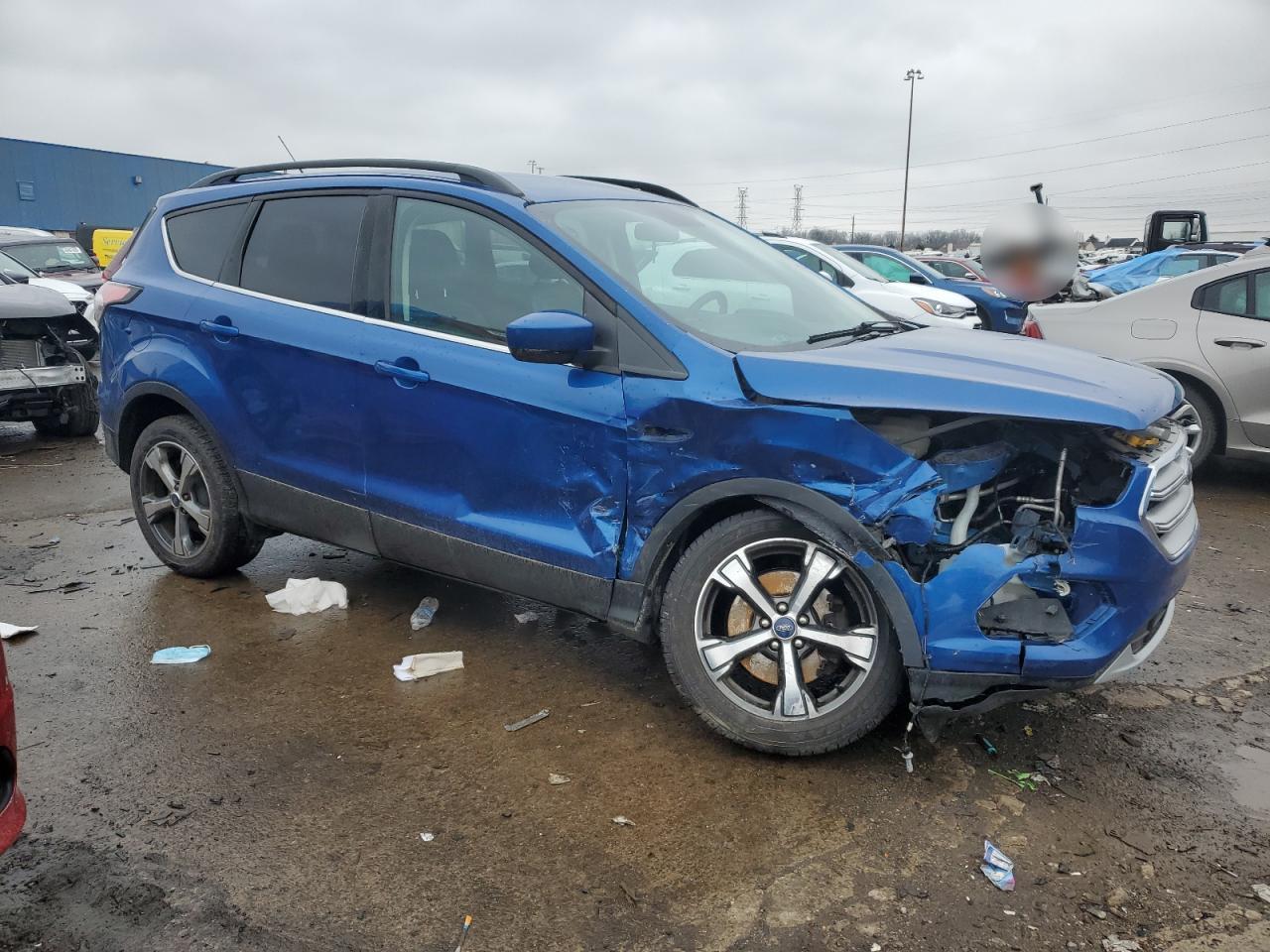 2017 FORD ESCAPE SE - Фото 4