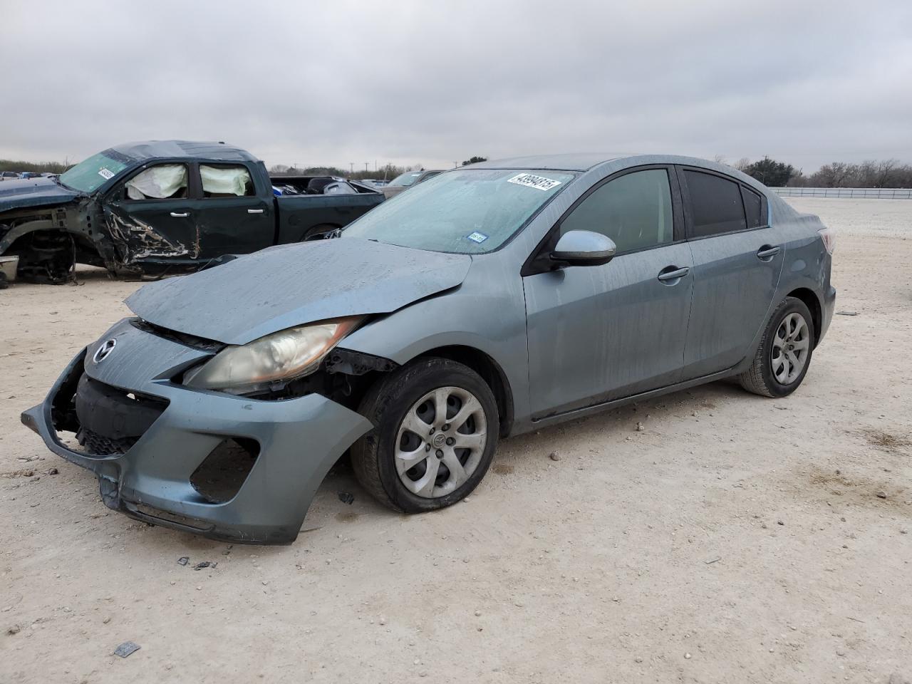 2013 MAZDA 3 I