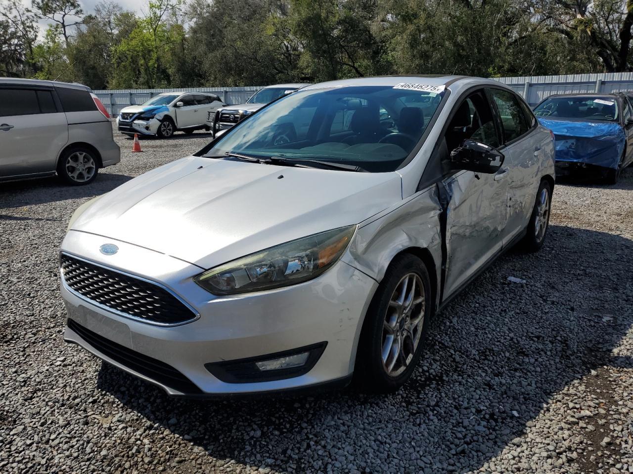 2015 FORD FOCUS SE car image