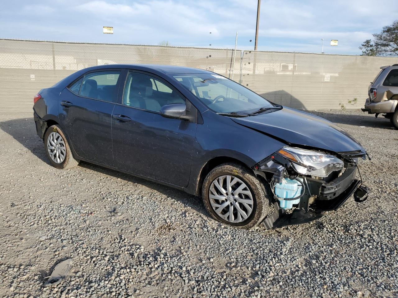 2018 TOYOTA COROLLA L - Image 4