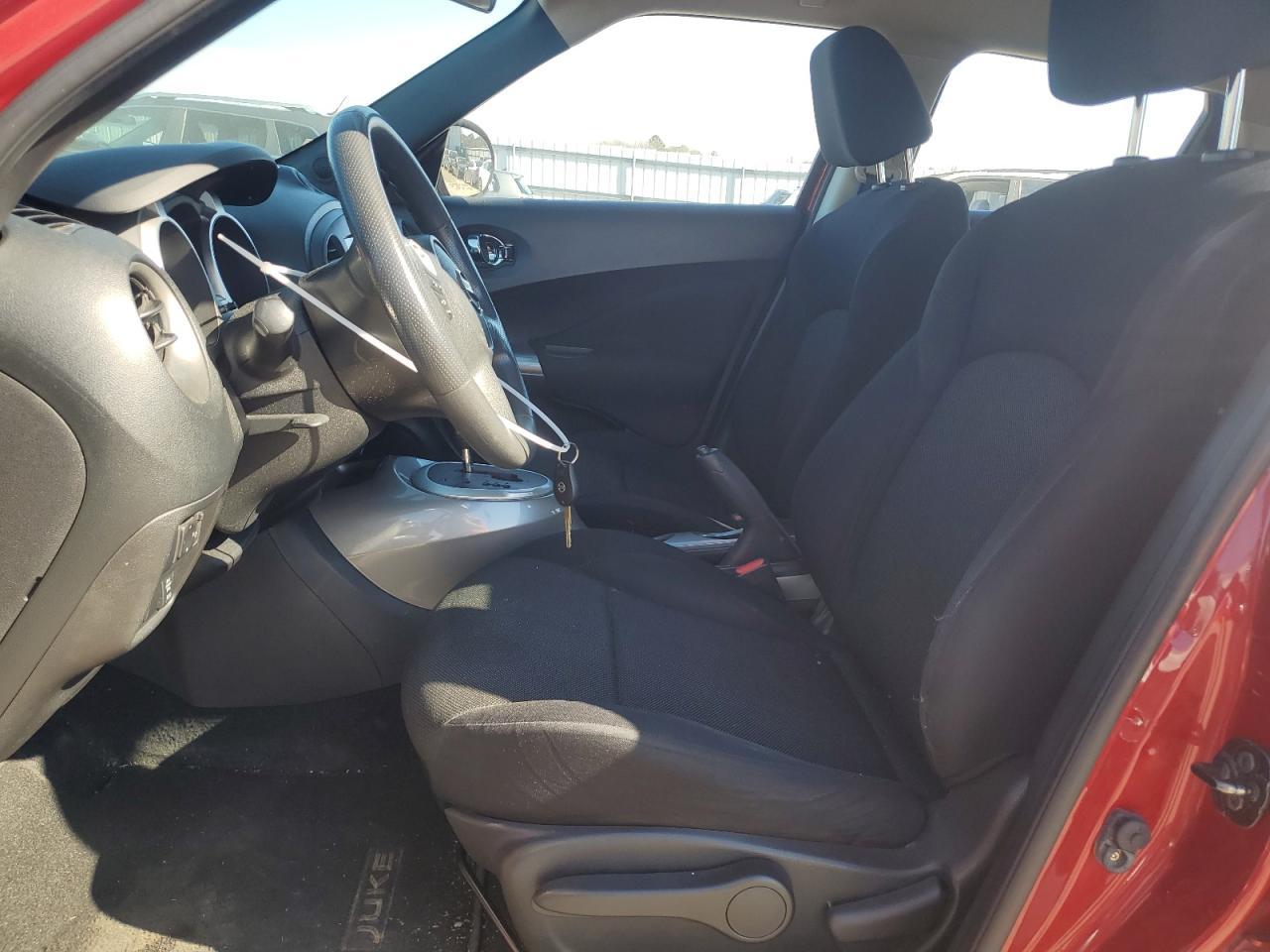 2011 NISSAN JUKE S - Фото 7