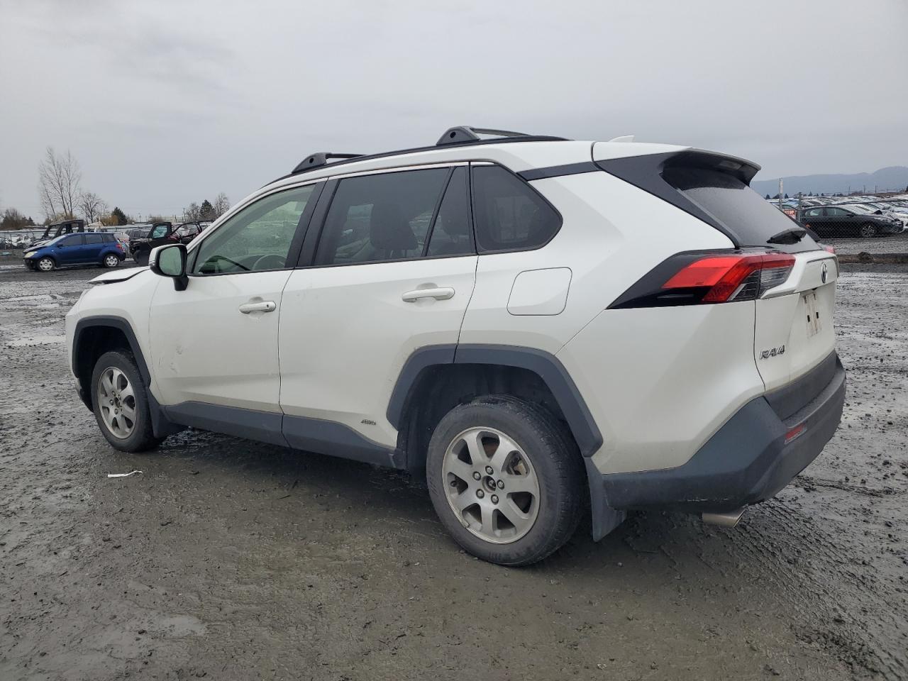 2022 TOYOTA RAV4 XLE P - Image 2