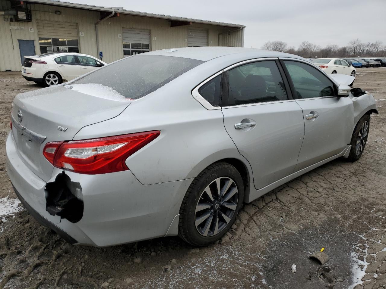 2016 NISSAN ALTIMA 2.5 - Фото 3