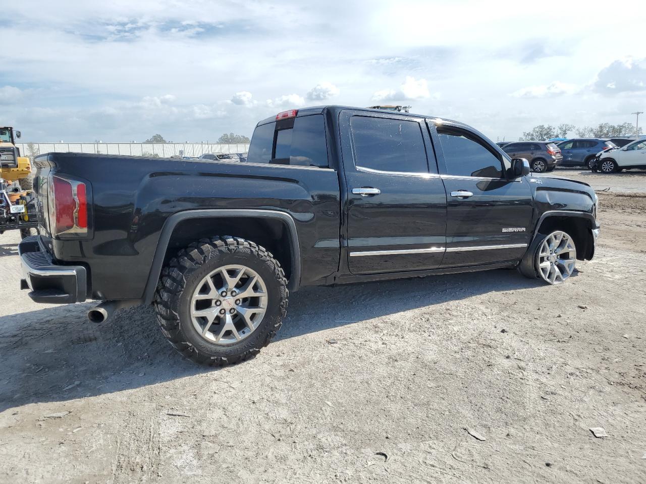 2018 GMC SIERRA K15 - Image 3