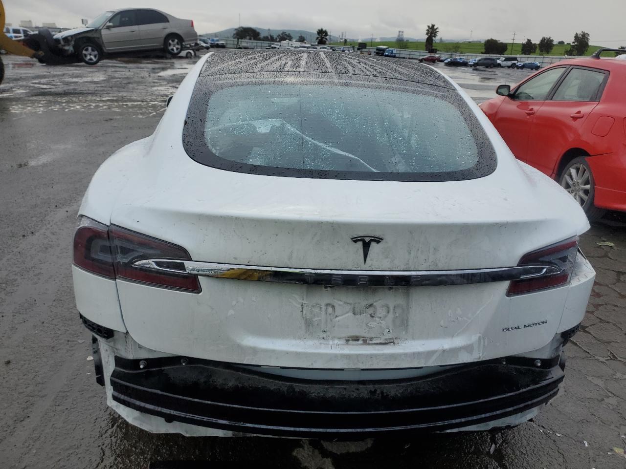 2020 TESLA MODEL S - Фото 6