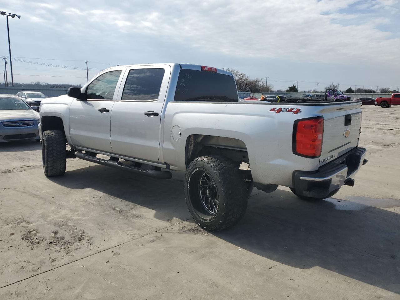 2018 CHEVROLET SILVERADO - Image 2