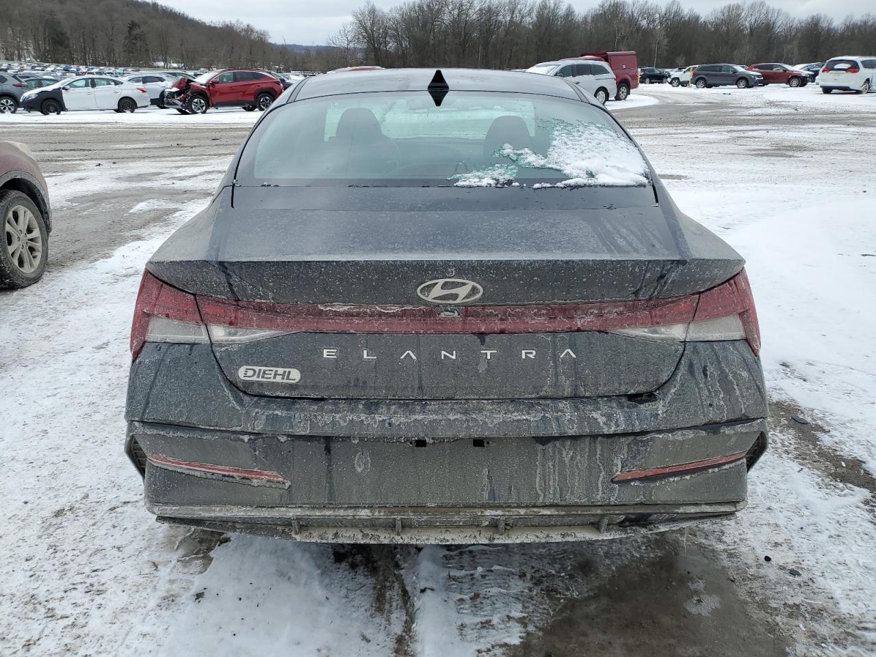 2024 HYUNDAI ELANTRA SE - Фото 6