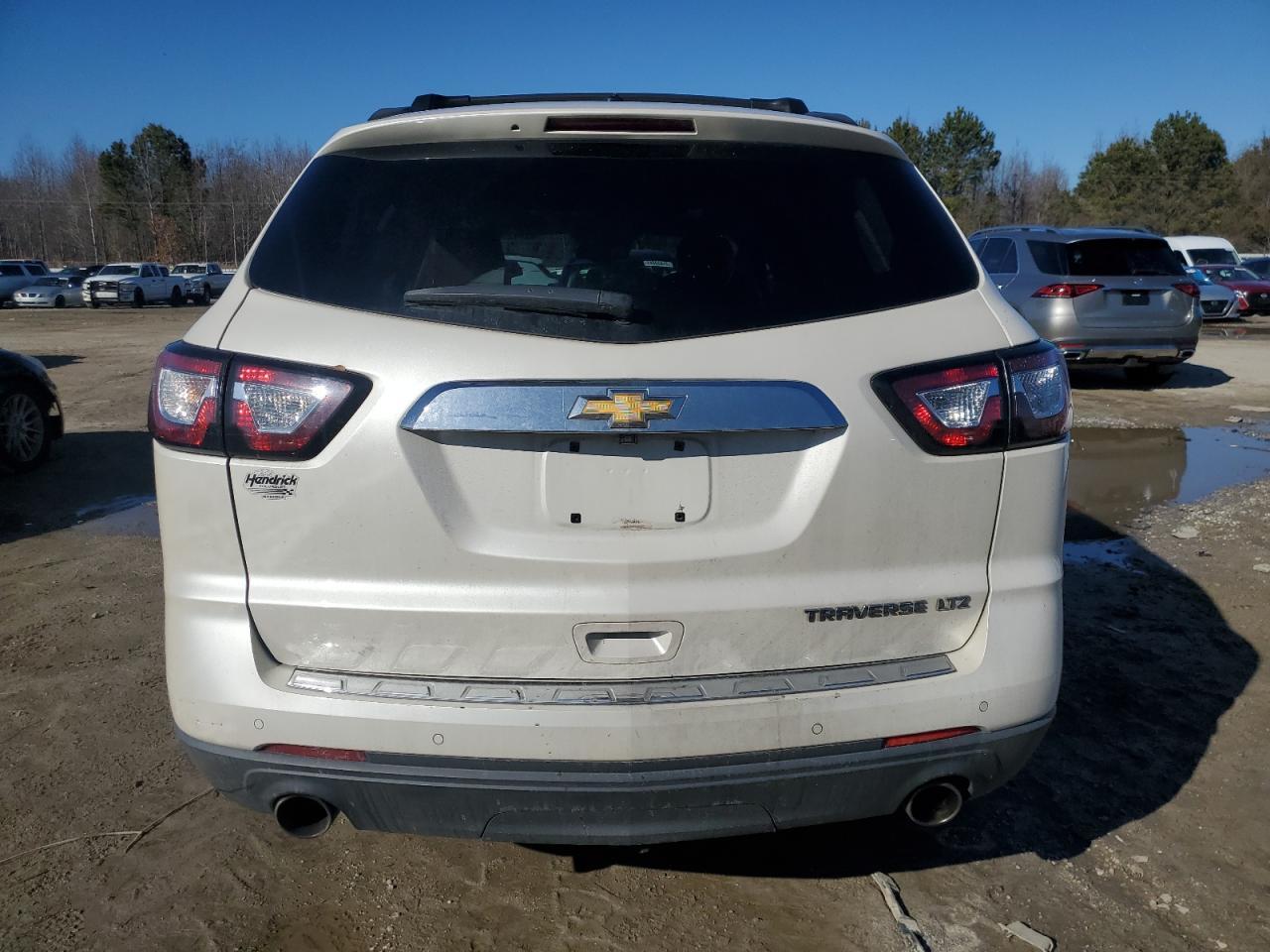 2014 CHEVROLET TRAVERSE L - Image 6